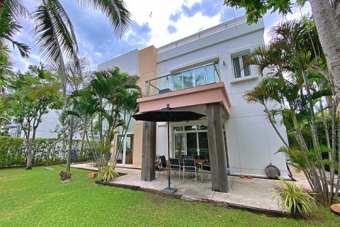 Villa in Cha-am, Thailand 4 bedrooms № 168730 - photo 3