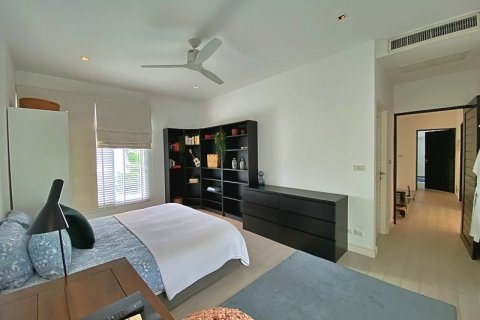 Villa in Cha-am, Thailand 4 bedrooms № 168730 - photo 25