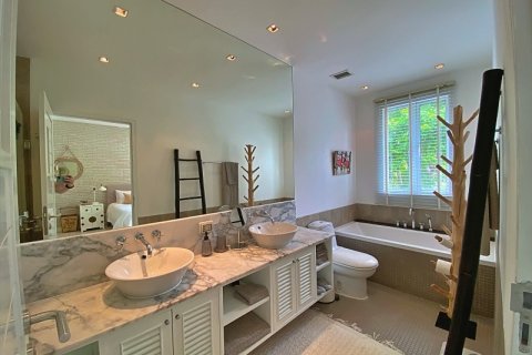 Villa in Cha-am, Thailand 4 bedrooms № 168730 - photo 17