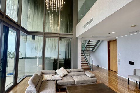 Penthouse in Pattaya, Thailand 5 bedrooms № 169449 - photo 4