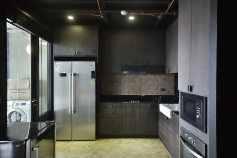 Duplex in Khlong Toei, Bangkok, Thailand 2 bedrooms № 154179 - photo 9