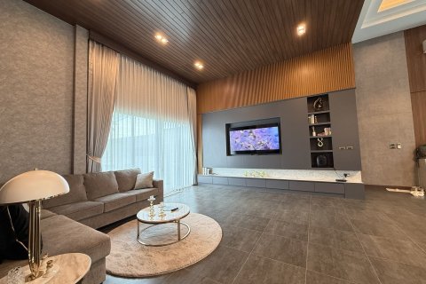 Villa in Pattaya, Thailand 3 bedrooms № 154181 - photo 6