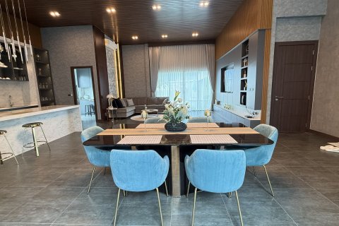 Villa in Pattaya, Thailand 3 bedrooms № 154181 - photo 20