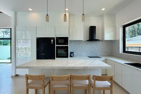 Villa in Ko Samui, Thailand 3 bedrooms № 154183 - photo 9