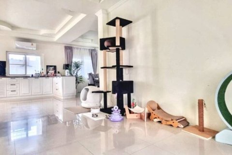 Villa in Pattaya, Thailand 3 bedrooms № 119006 - photo 10