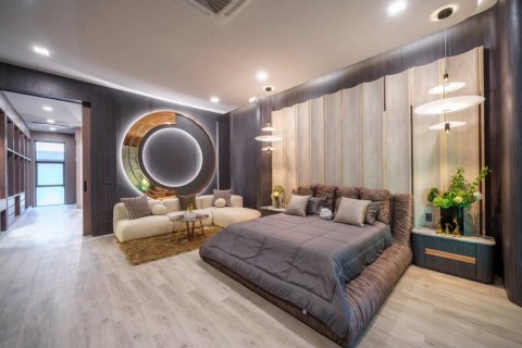 Villa in Bang Lamung, Thailand 6 bedrooms № 119005 - photo 9