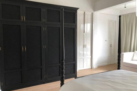 Condo in Bangkok, Thailand, 2 bedrooms  № 157571 - photo 5