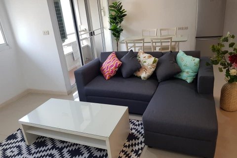 Condo in Bangkok, Thailand, 2 bedrooms  № 157570 - photo 18