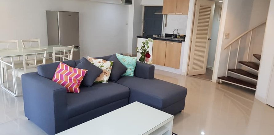 Condo in Bangkok, Thailand, 2 bedrooms  № 157570