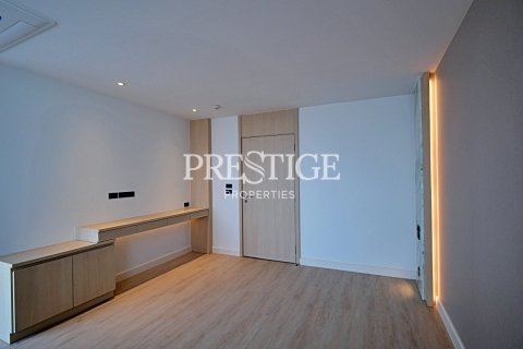 Condo in Pattaya, Thailand, 2 bedrooms № 197702 - photo 10