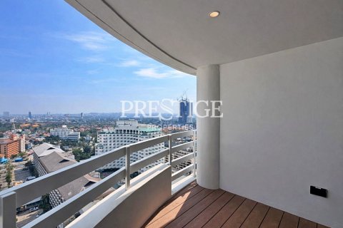 Condo in Pattaya, Thailand, 2 bedrooms № 197702 - photo 14