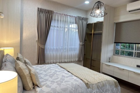 Villa in Pattaya, Thailand 3 bedrooms № 161598 - photo 5