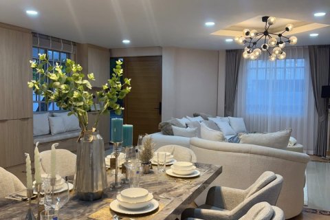 Villa in Pattaya, Thailand 3 bedrooms № 161598 - photo 3