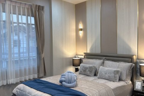 Villa in Pattaya, Thailand 3 bedrooms № 161598 - photo 4