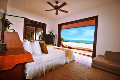 Villa in Phuket, Thailand 4 bedrooms № 161603 - photo 4