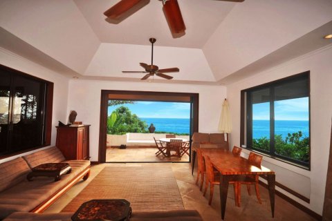 Villa in Phuket, Thailand 4 bedrooms № 161603 - photo 2