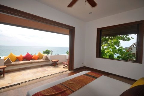 Villa in Phuket, Thailand 4 bedrooms № 161603 - photo 5