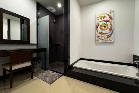 Villa in Phuket, Thailand 2 bedrooms № 161602 - photo 5