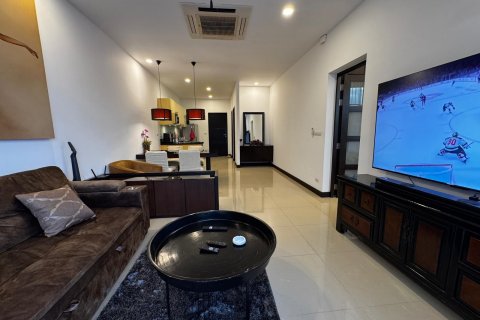 Villa in Phuket, Thailand 2 bedrooms № 161602 - photo 2