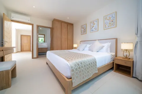 Villa in Phuket, Thailand 3 bedrooms № 161601 - photo 18