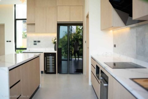 Villa in Chalong, Thailand 3 bedrooms № 162297 - photo 8