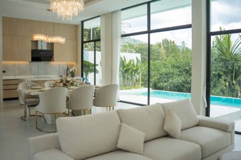 Villa in Chalong, Thailand 3 bedrooms № 162297 - photo 3