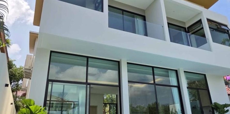 Villa in Chalong, Thailand 3 bedrooms № 162297