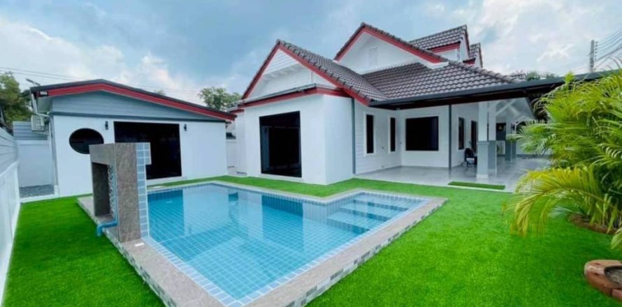 Villa in Pattaya, Thailand 3 bedrooms № 162296