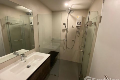 Studio in the Condo in Phaya Thai, Bangkok, Thailand  № 147885 - photo 12