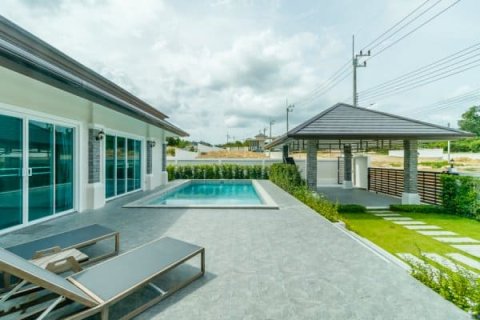 Villa in Hua Hin, Thailand 3 bedrooms № 168496 - photo 3
