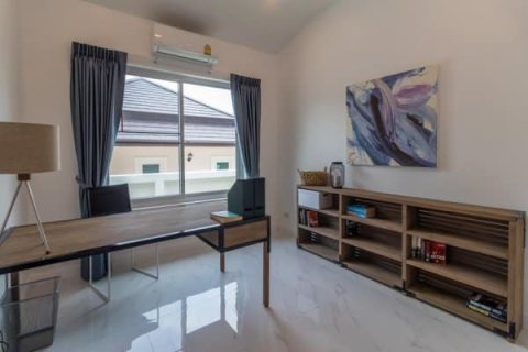Villa in Hua Hin, Thailand 3 bedrooms № 168496 - photo 14