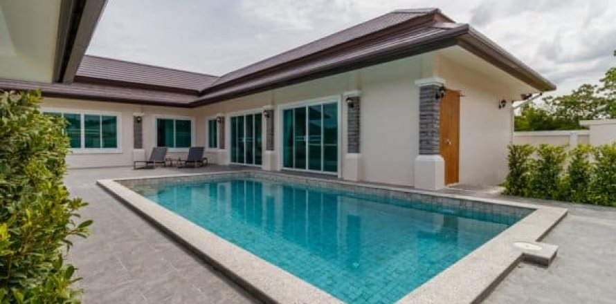 Villa in Hua Hin, Thailand 3 bedrooms № 168496