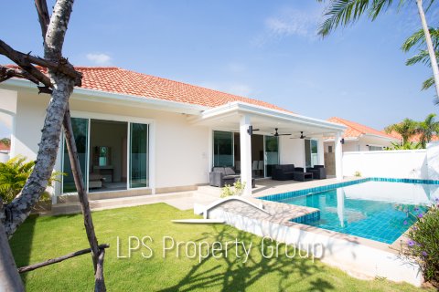 Villa in Hua Hin, Thailand 3 bedrooms № 168493
