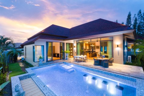 Villa in Hua Hin, Thailand 3 bedrooms № 168494