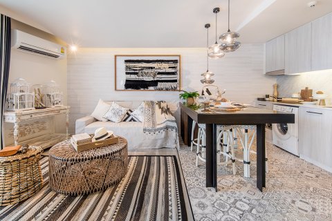 Condo in Hua Hin, Thailand, 1 bedroom  № 168492 - photo 8