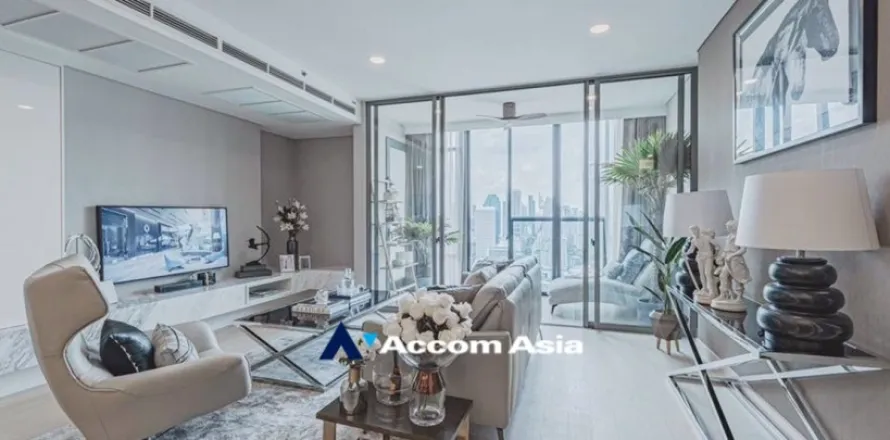 Condominio de 3 dormitorios en Khlong Toei, Bangkok, Tailandia № 215607