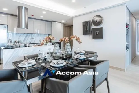 Condominio de 3 dormitorios en Khlong Toei, Bangkok, Tailandia № 215607 - foto 2