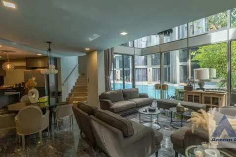 Duplex in Watthana, Bangkok, Thailand 3 bedrooms № 215606 - photo 5