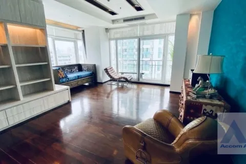 Penthouse in Watthana, Bangkok, Thailand 3 Schlafzimmer № 215609 - Foto 2