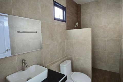 House in Pattaya, Thailand 3 bedrooms № 172057 - photo 11