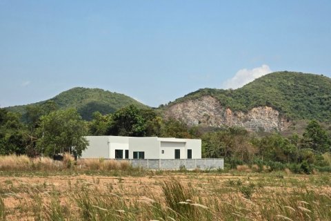 House in Pattaya, Thailand 3 bedrooms № 172057