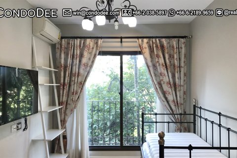 Condo à Khlong Toei, Bangkok, Thaïlande, 1 chambre  № 200744