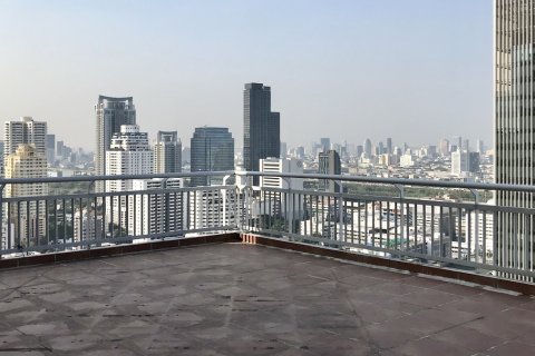 คอนโดมิเนียมในวัฒนา, กรุงเทพฯ, ประเทศไทย, 3 ห้องนอน № 200745 - รูปถ่าย 2