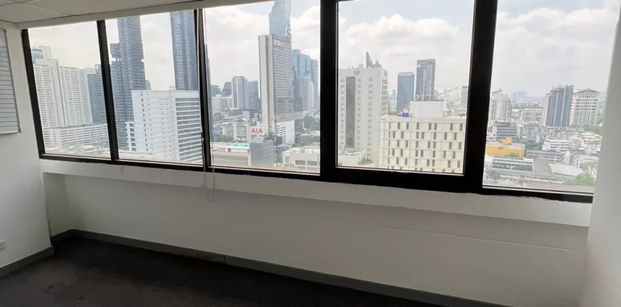 Office in Bang Rak, Bangkok, Thailand № 153093