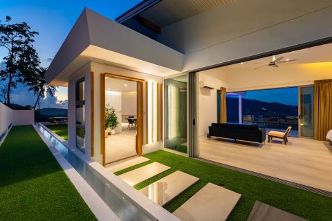 Villa in Ko Samui, Thailand 3 bedrooms № 153095 - photo 13