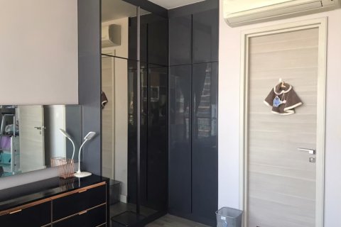 Condo à Bang Rak, Bangkok, Thaïlande, 2 chambres  № 151897 - photo 14