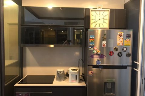 Condo à Bang Rak, Bangkok, Thaïlande, 2 chambres  № 151897 - photo 11