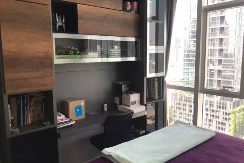 Condo à Bang Rak, Bangkok, Thaïlande, 2 chambres  № 151897 - photo 21