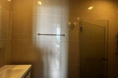 Condo in Bangkok, Thailand, 2 bedrooms  № 156828 - photo 9
