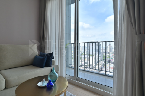 Condo in Bangkok, Thailand, 1 bedroom  № 209224 - photo 8
